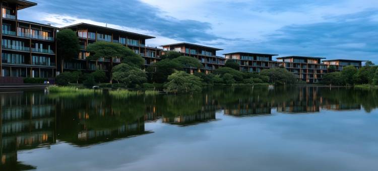 阿塔湖畔度假套房酒店(Atta Lakeside Resort Suite)图片