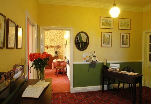 Midway Guest HouseHotel Overview