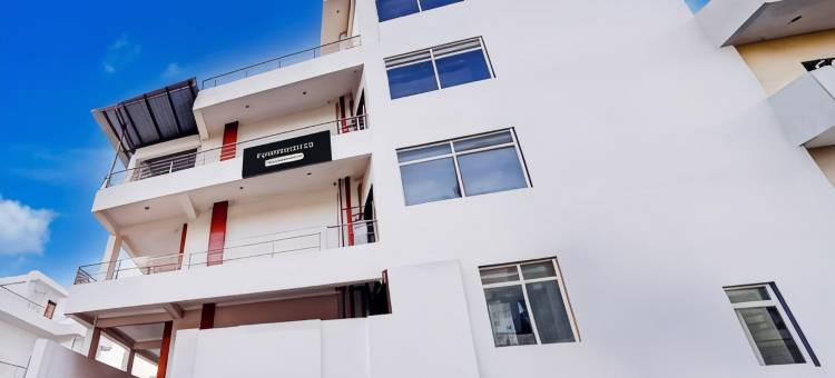 Super Townhouse Faizabad Road Opp Bbd University图片