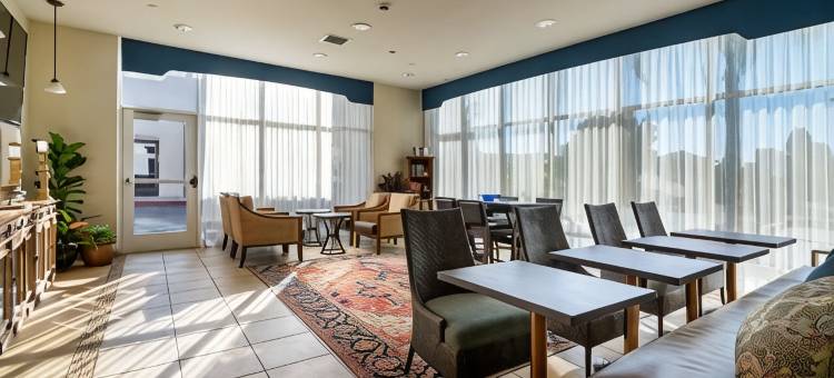 皇家橡树贝斯特韦斯特优质酒店(Best Western Plus Royal Oak Hotel)图片