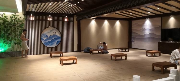 兰西梦天湖汤泉酒店图片