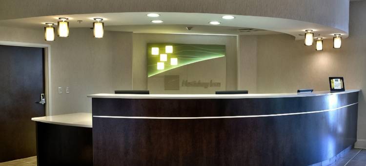 夏洛特机场希尔顿逸林酒店(DoubleTree by Hilton Charlotte Airport)图片