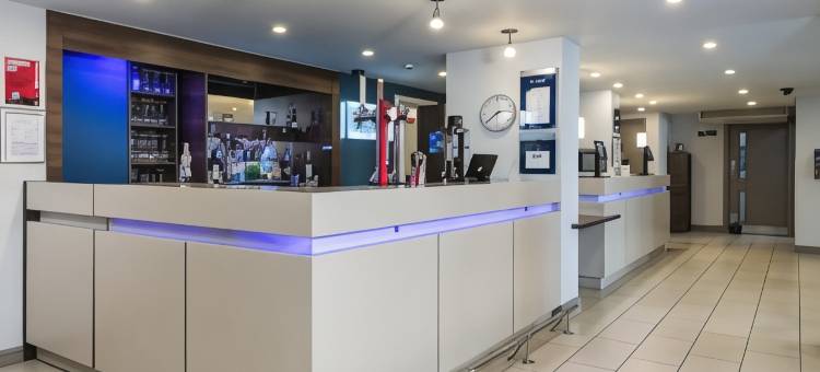 斯特灵智选假日酒店(Holiday Inn Express STIRLING by IHG)图片