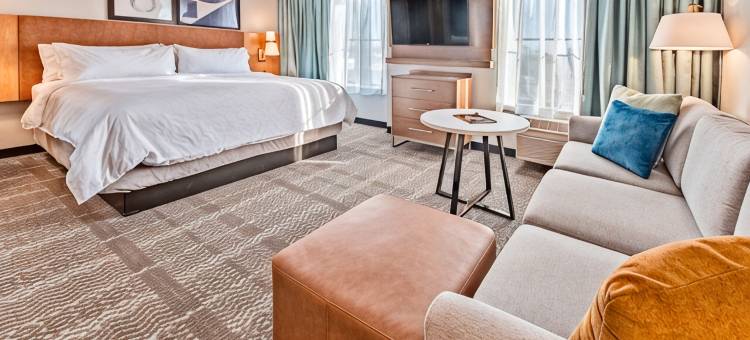 锡达拉皮兹北Staybridge Suites酒店(Staybridge Suites CEDAR RAPIDS NORTH by IHG)图片