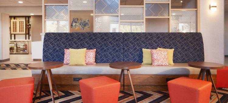 克利夫兰曼图尔欢朋套房酒店(Hampton Inn & Suites Cleveland-Mentor)图片