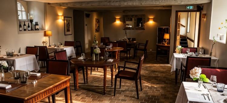 勒马努瓦尔德波尔特庄园Logis酒店(Logis Hotel le Manoir des Portes)图片