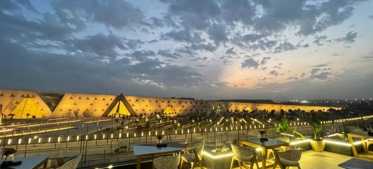 皇家大金字塔酒店(Royal Great Pyramid Inn)图片