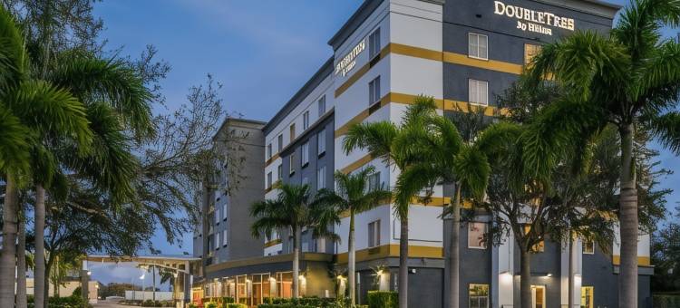 萨拉索塔布雷登顿机场希尔顿逸林酒店(DoubleTree by Hilton Sarasota Bradenton Airport)图片