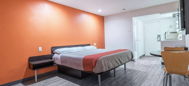 加利福尼亚州66号公路巴斯托6号汽车旅馆(Motel 6 Barstow, CA - Route 66)图片