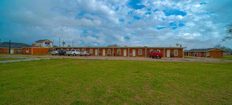 OYO 埃德纳德克萨纳汽车旅馆(Texana Inn Edna by OYO)图片