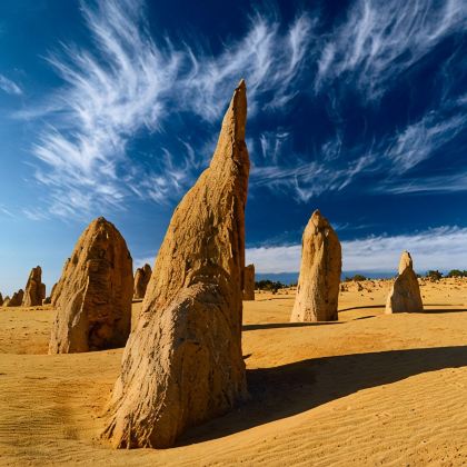 澳大利亚珀斯+杰拉尔顿+猴子米亚海滩+卡尔巴里+玛格丽特河葡萄酒产区+奥尔巴尼+波浪岩12日11晚私家团