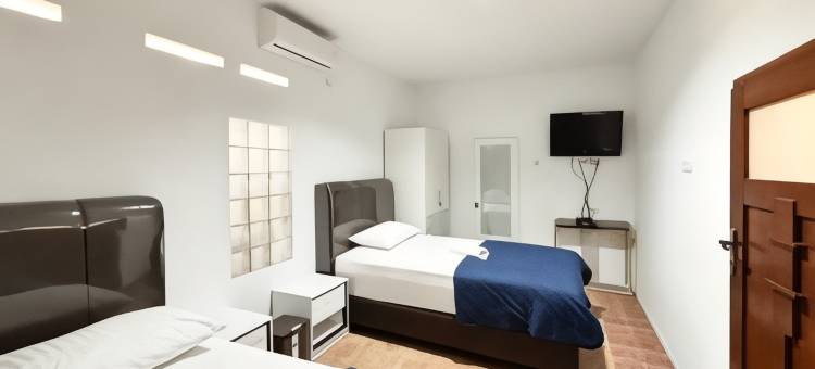 玛朗蒂尼斯宾馆-红门酒店合作(Tini's Guest House Malang Mitra RedDoorz)图片