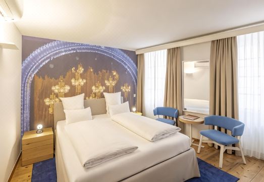 Small Luxury Hotel Goldgasse Hotel Overview