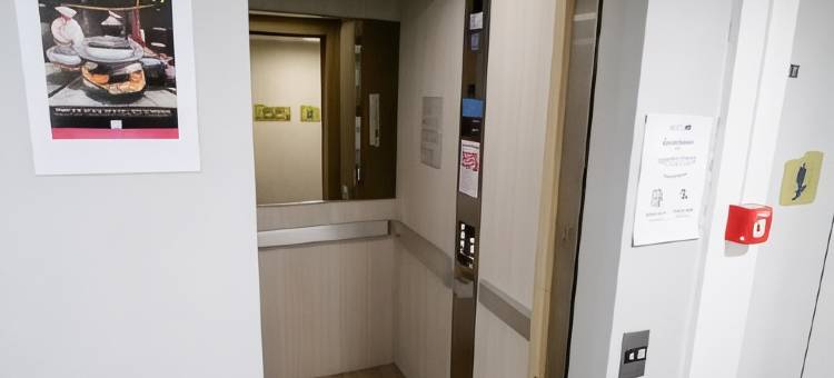 宜必思快捷布卢瓦中心酒店(Ibis Budget Blois Centre)图片