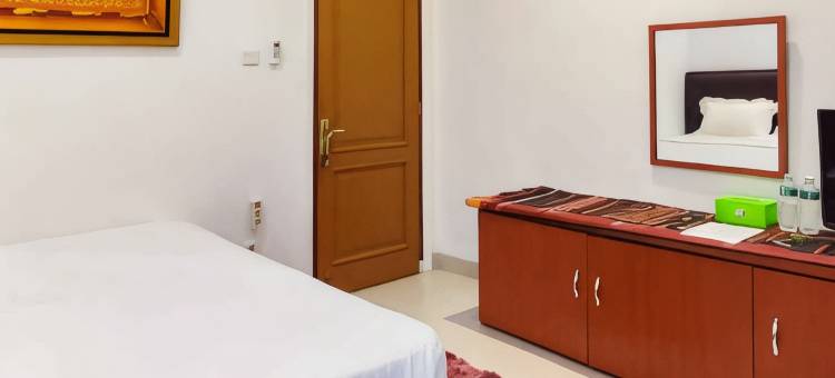 RedDoorz Syariah at Chilla Guest House Padang图片