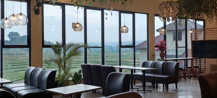 沙拉笛加欧码迪亚瑞旅馆(Oemah Djari Hotel Syariah)图片