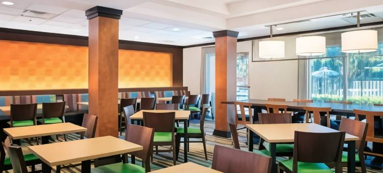 莱克兰普兰特城万枫酒店及套房(Fairfield Inn & Suites Lakeland Plant City)图片
