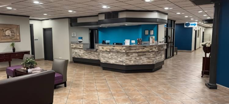 多森南凯隆套房酒店(Clarion Inn & Suites Dothan South)图片