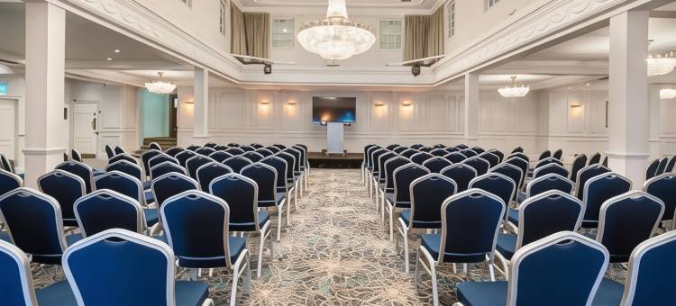 奇格威尔摄政王子酒店，贝斯特韦斯特品质精选(London Chigwell Prince Regent Hotel, BW Signature Collection)图片