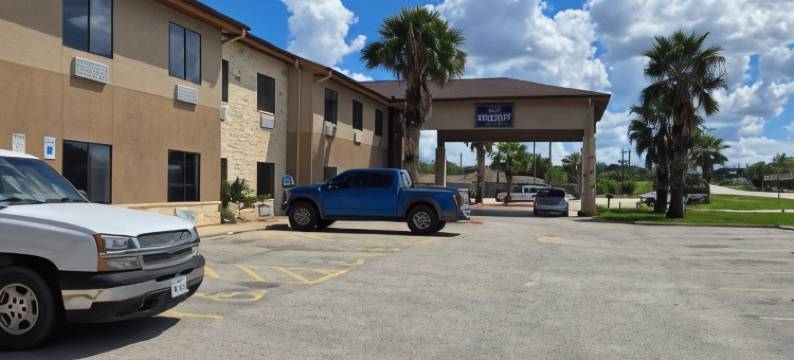 OYO 181号公路卡恩斯市旅馆(Karnes City Lodge)图片