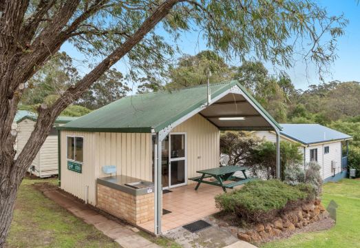 Riverview Tourist Park Hotel Overview