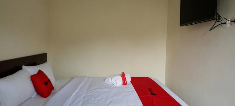 红多兹酒店-近沃诺索博门多罗站(RedDoorz Near Terminal Mendolo Wonosobo)图片