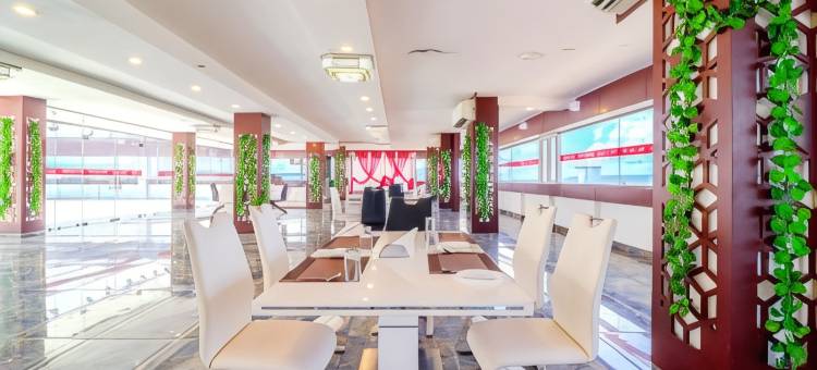 荣耀酒店(The Glory Hotel)图片