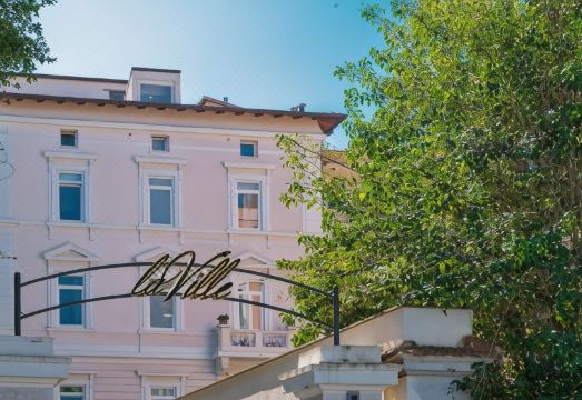 Hotel la Ville Rome Hotel Overview