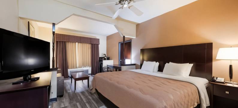 特雷尔品质套房酒店(Quality Inn and Suites Terrell)图片