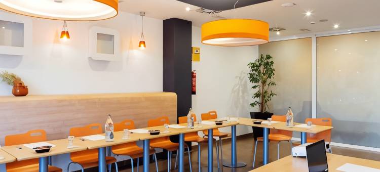 宜必思奥维耶多酒店(Ibis Oviedo)图片