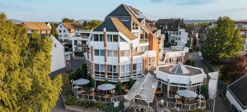 拉瑞斯瑞恩酒店(Rheinhotel Larus)图片