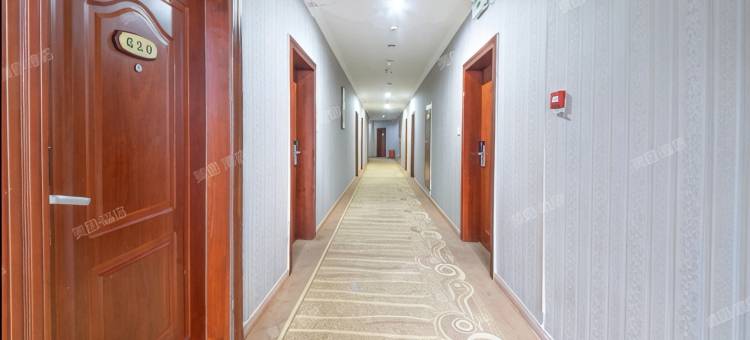 巴马百岁源大酒店(母鸡山店)图片