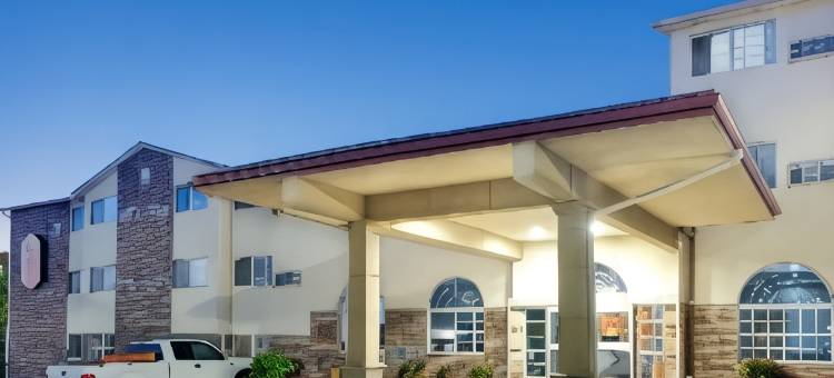 堪萨斯城温德姆速8酒店(Super 8 by Wyndham Kansas City)图片