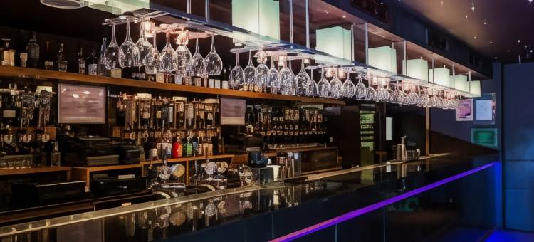 Holiday Inn 香港仔 - 西(Holiday Inn ABERDEEN - WEST by IHG)图片