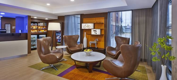 赫恩登莱斯顿万枫酒店及套房(Fairfield Inn & Suites Herndon Reston)图片