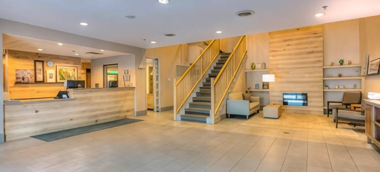克里斯特尔莱克丽怡酒店(Country Inn & Suites by Radisson, Crystal Lake, IL)图片