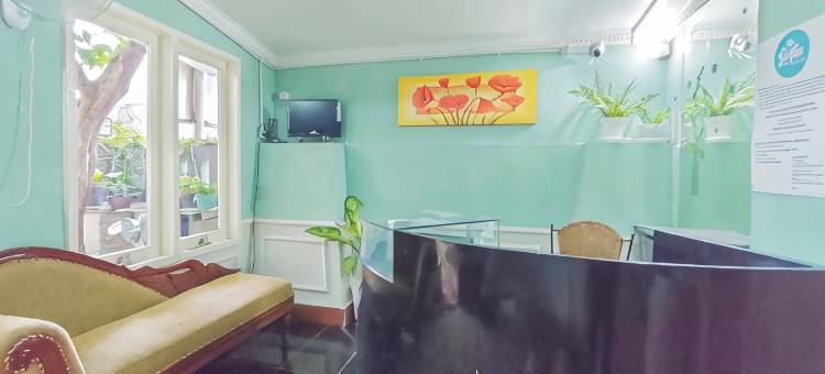 泗水西多塞尔莫红多兹伊斯兰酒店(RedDoorz Syariah at Prapen Jaya Surabaya)图片