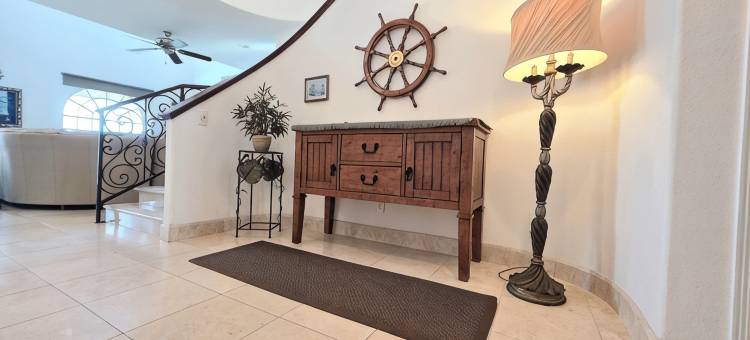 4300平方英尺,直通海滩,6卧室配6间套内浴室+电梯度假屋!(Private Home,4300Sqft,Direct Beach Access,6 Bedrooms w/6 Ensuite Baths+Elevator!)图片