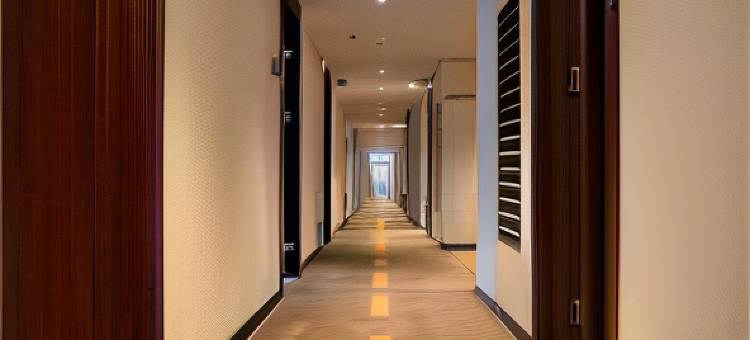 锦途酒店(赤壁国贸店)图片