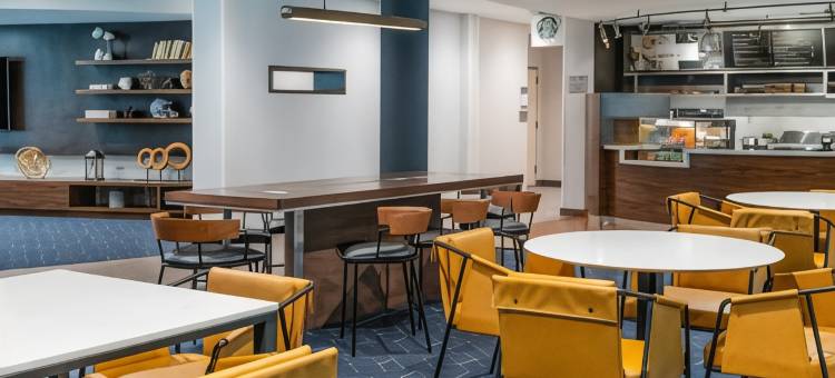 普罗维登斯林肯万怡酒店(Courtyard Providence Lincoln)图片