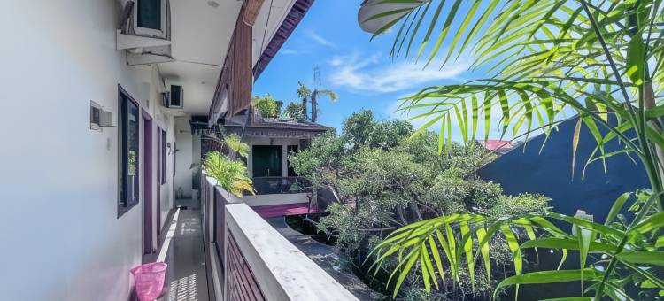 红门酒店清真-近泗水阳光水上乐园(RedDoorz Syariah Near Suncity Waterpark Sidoarjo)图片