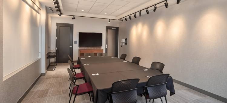 奥马哈阿克萨本村雅乐轩酒店(Aloft Omaha Aksarben Village)图片