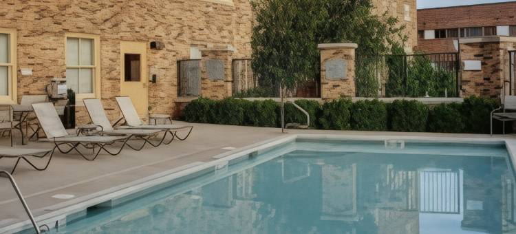 堪萨斯城乡村俱乐部广场万怡酒店(Courtyard Kansas City Country Club Plaza)图片