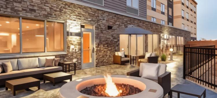 Fairfield Inn & Suites Plymouth图片