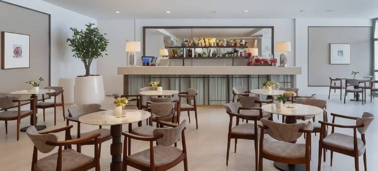 蓝太阳码头酒店(Bluesun Hotel Marina)图片