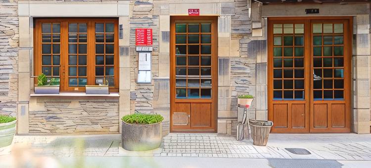 莱瑞莱斯城堡(Hôtel Restaurant le Relays du Chasteau - Logis Hôtel)图片