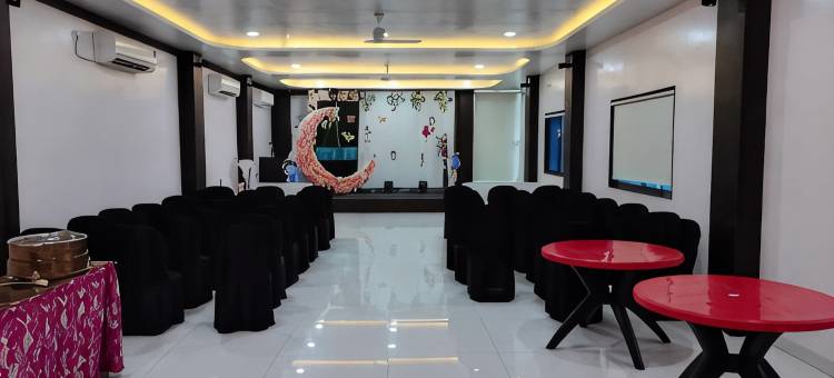 酒店 OM(Hotel OM)图片