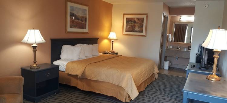 行政套房酒店(Executive Inn and Suites)图片