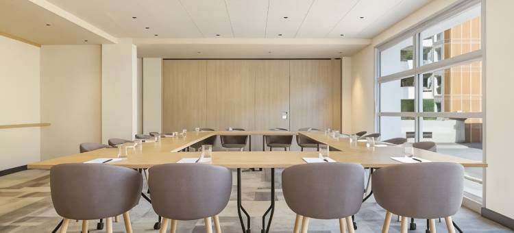 钟楼兰斯中央大教堂酒店(Four Points by Sheraton Reims Cathédrale)图片