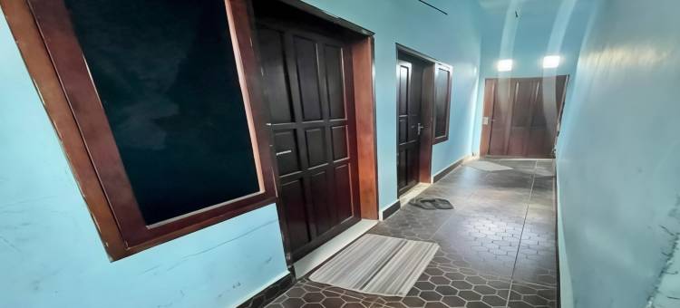 EXPRESS O 91669 阿梅尔公寓，靠近马蒂罗塔西公园(Express O 91669 Kost Amel Near Taman Mattirotasi)图片